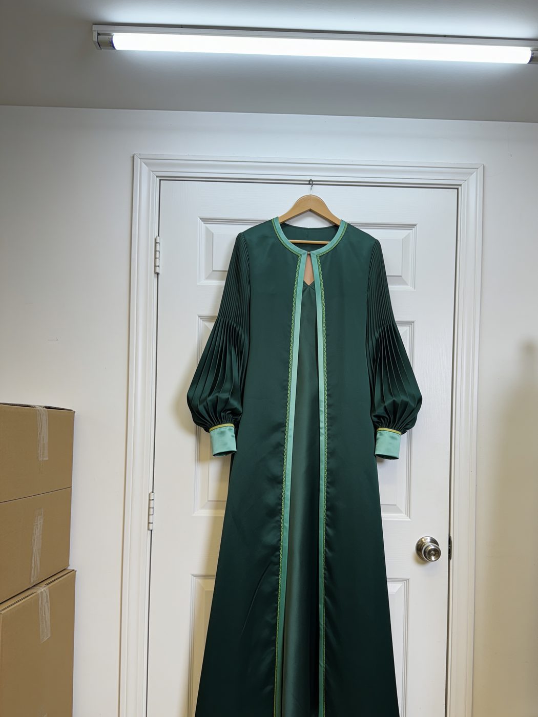 Abaya photographed on a phone, before ZAYY